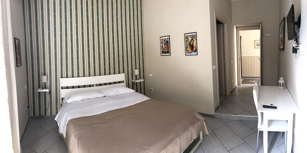 Basic Double Room, 1 Double Bed