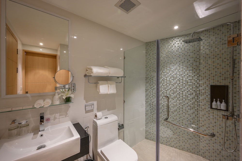 Deluxe Room, Partial Sea View - Photo 7