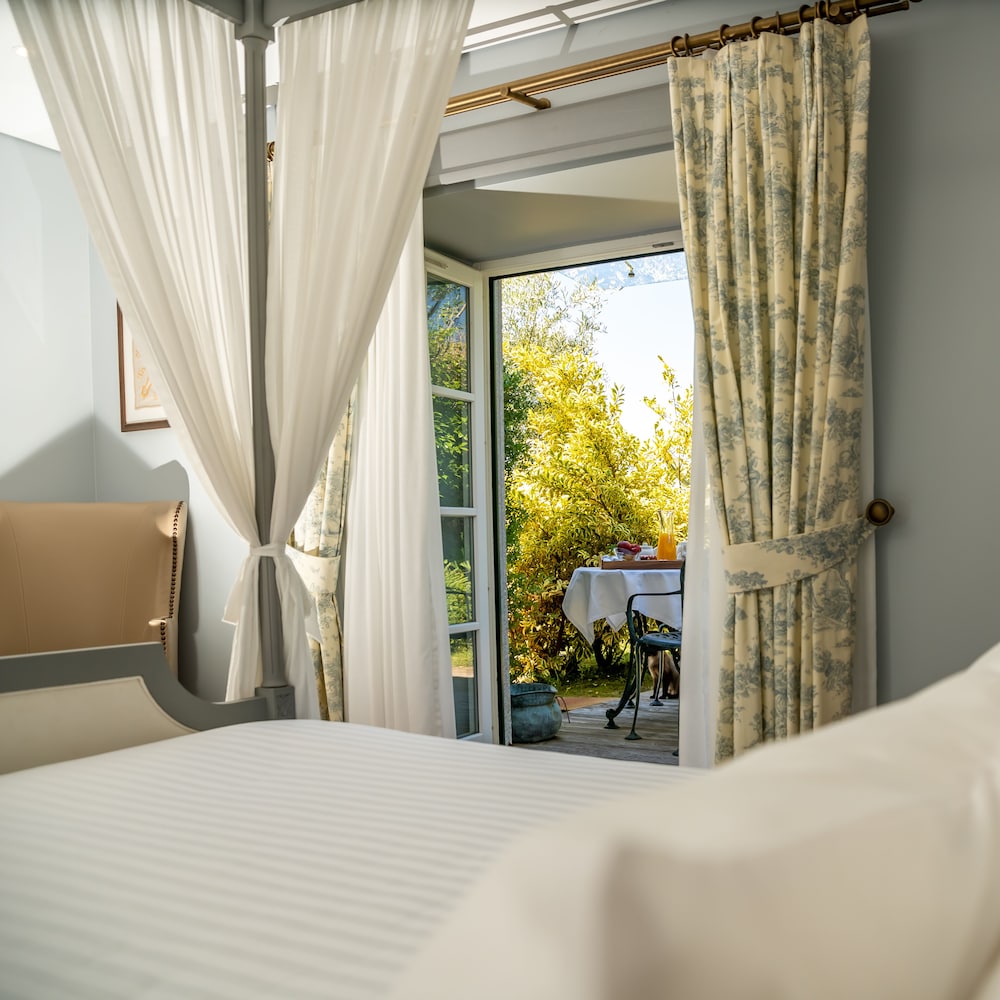 Romantic Room with Balcony (Spa Access)