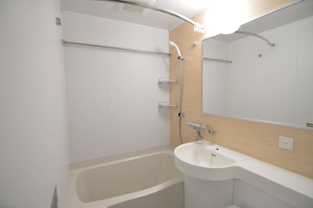 Twin Room for 2 people, Smoking photo 3
