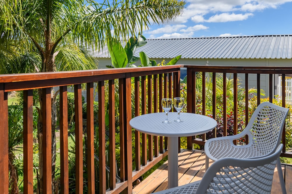 Twin Room with Patio photo 2