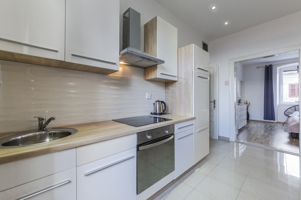 Exclusive Apartment (3) photo 2