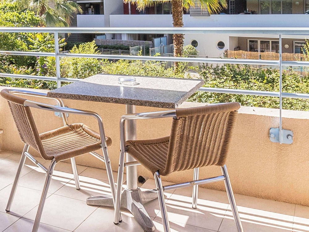 Superior Room, 2 Twin Beds, Balcony - Photo 3