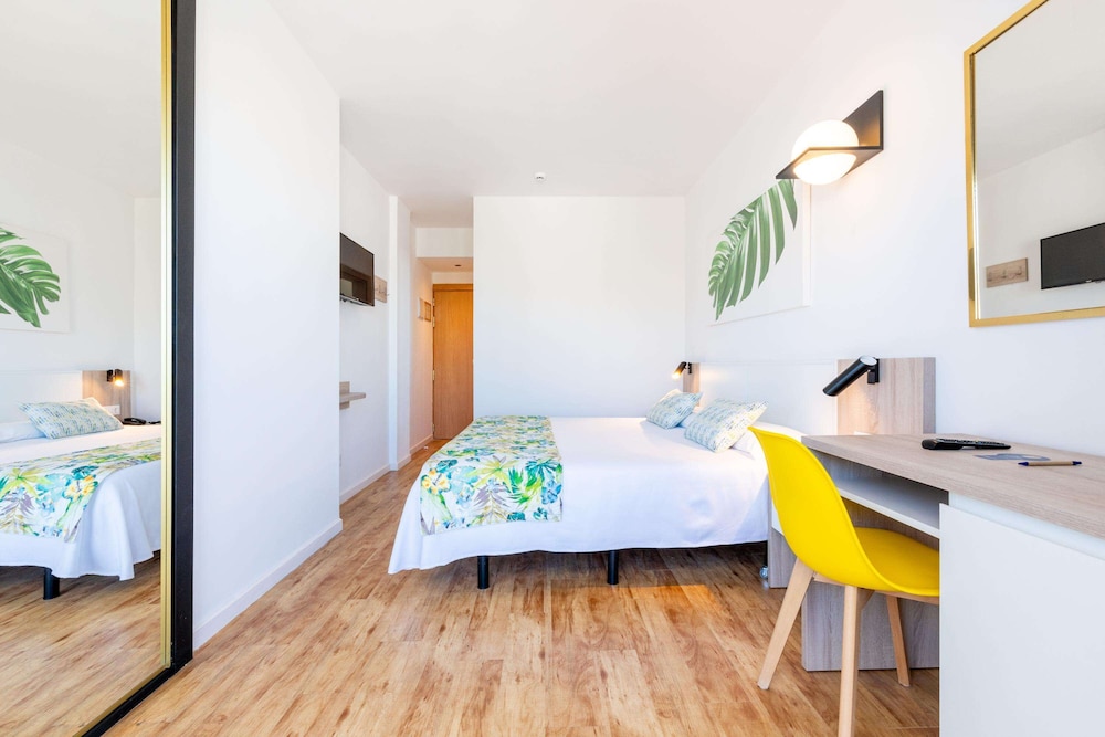 Superior Double Room, Balcony photo 3