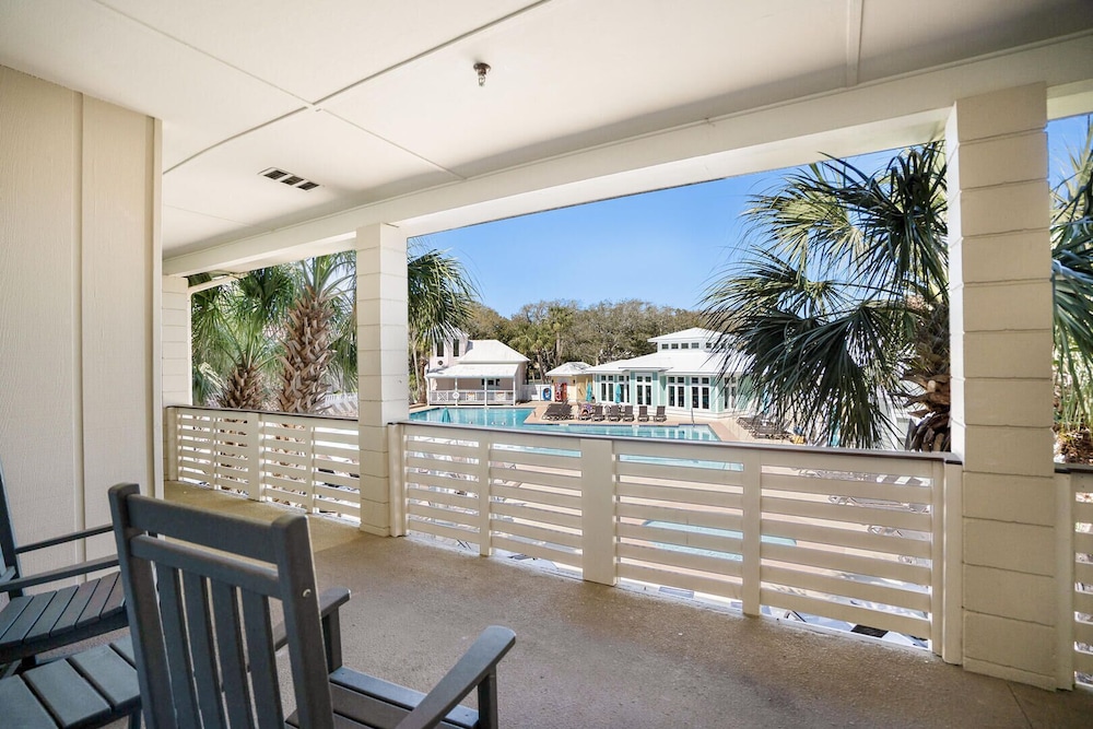 Apartment, Multiple Beds, Beach View photo 2