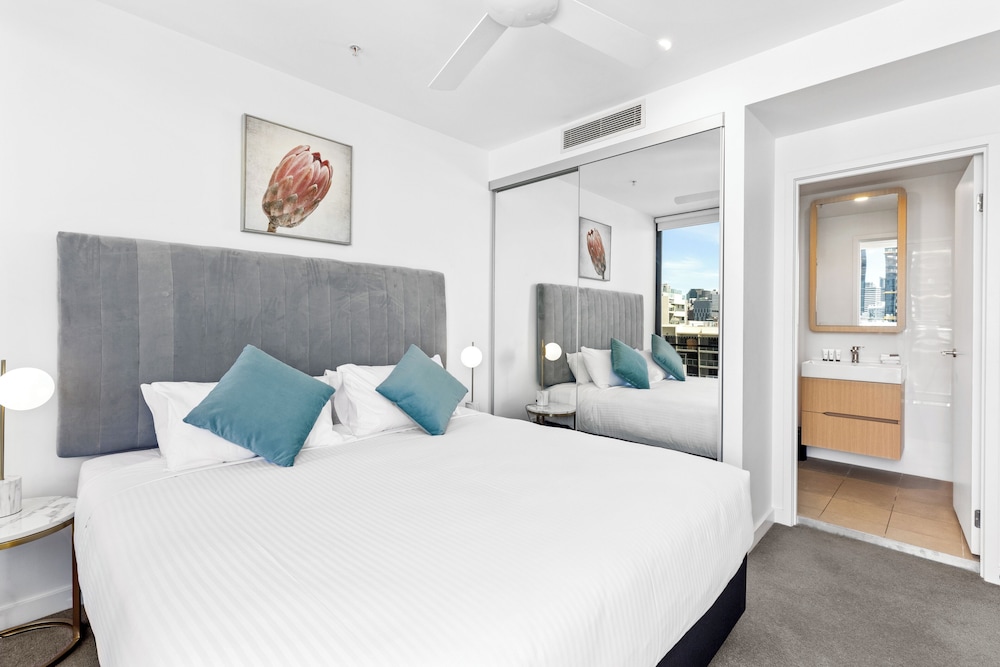 Apartment, 2 Bedrooms, 2 Bathrooms - Photo 1