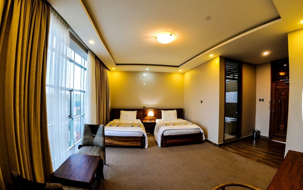 Standard Twin Room - Photo 1