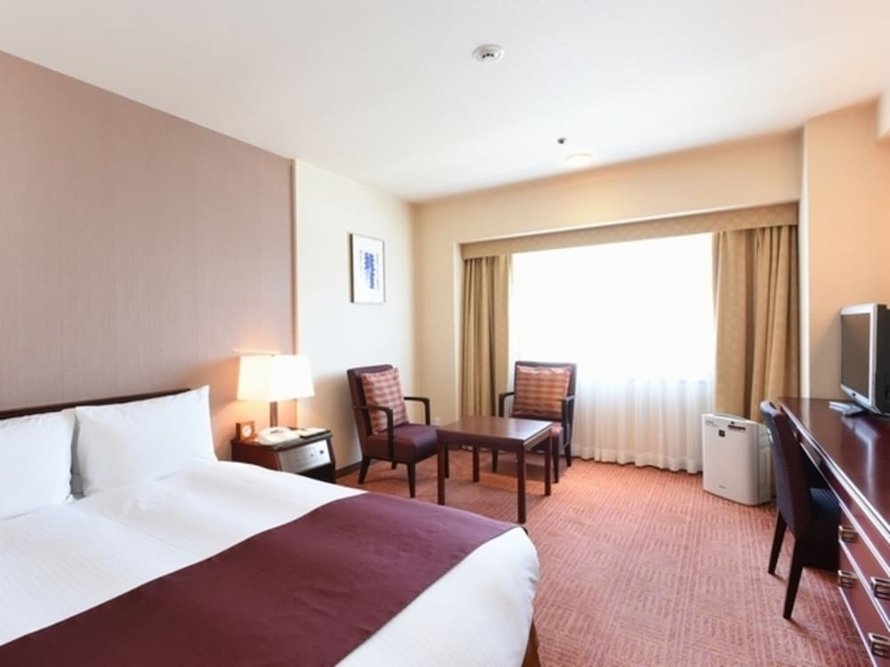 Standard King Room, Non-smoking (10F-12F)