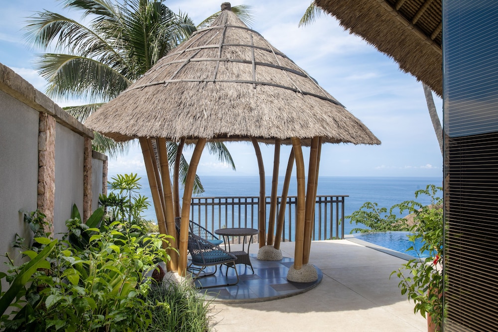 Luxury Villa, 1 Bedroom, Private Pool, Ocean View - Photo 2