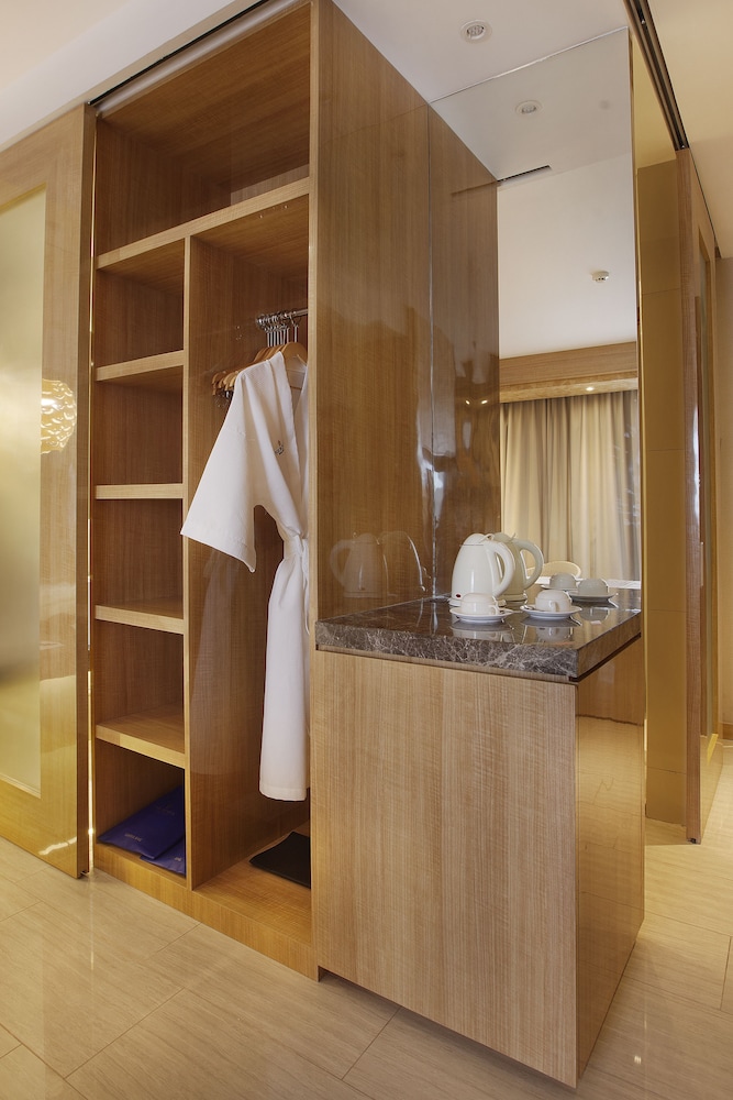 Premier Room, 2 Twin Beds, Resort View