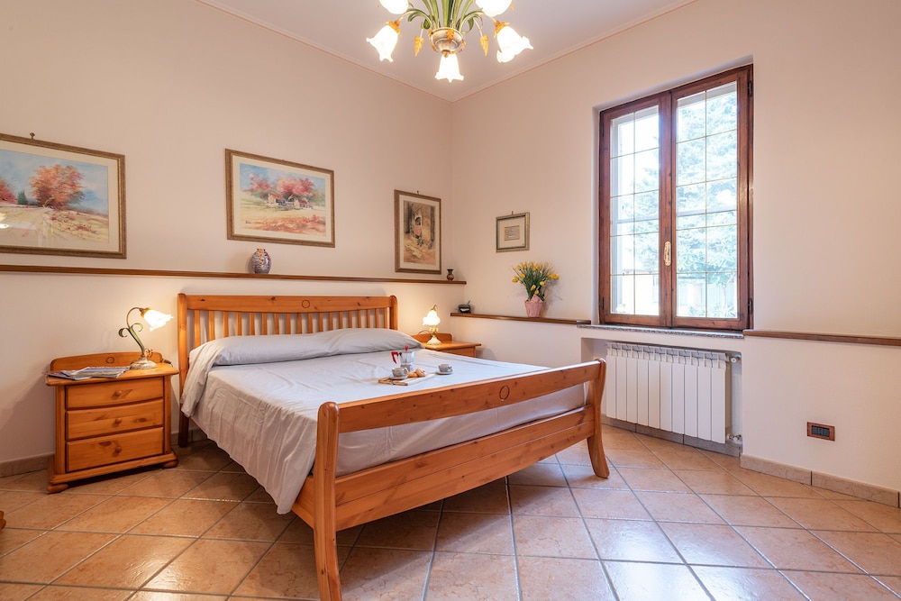 House, 2 Bedrooms