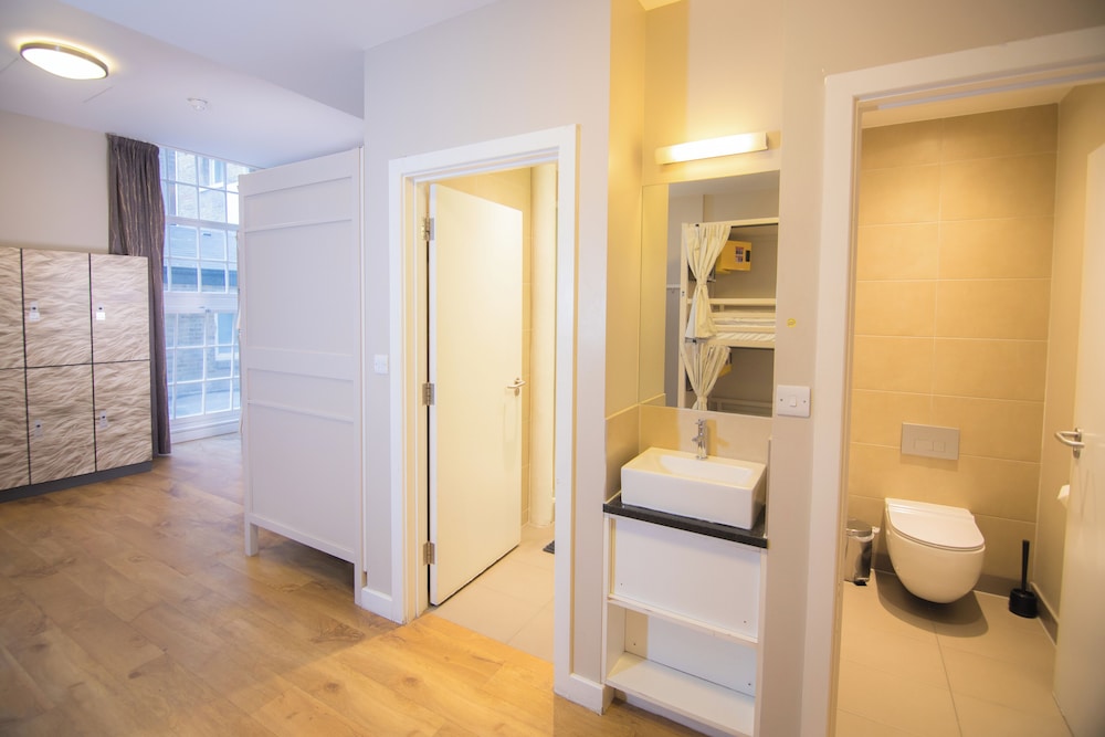 Bed in 6-Bed Dormitory Room