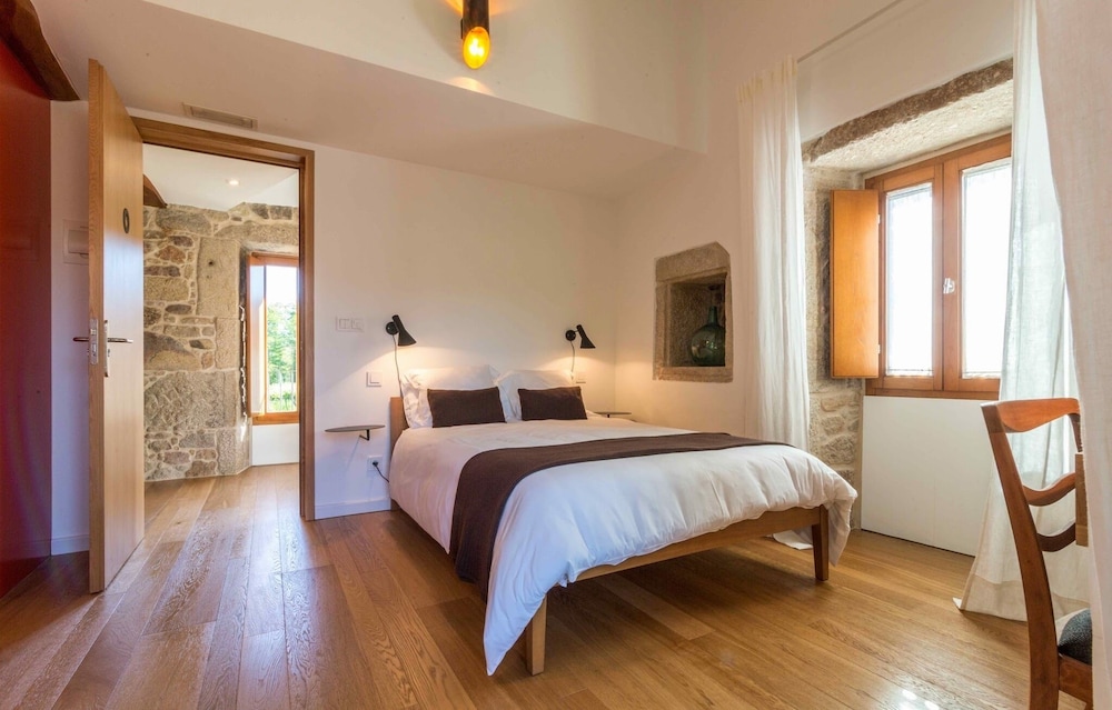 House, 2 Bedrooms