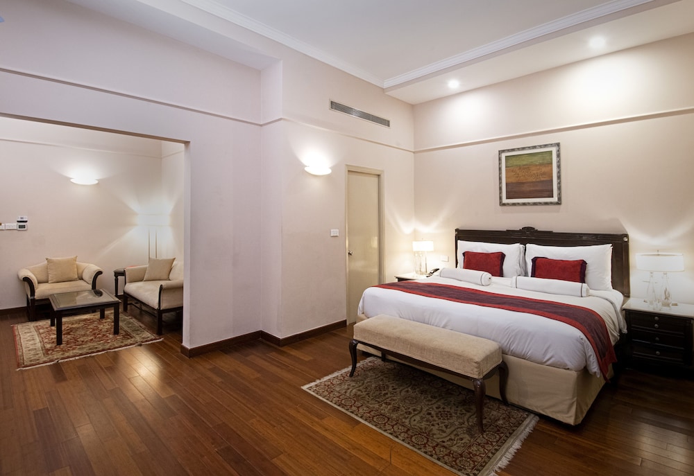 Room, Non Smoking (Heritage Parlor)