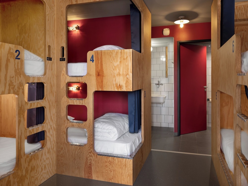 Eklo private dormitory for 6 persons
