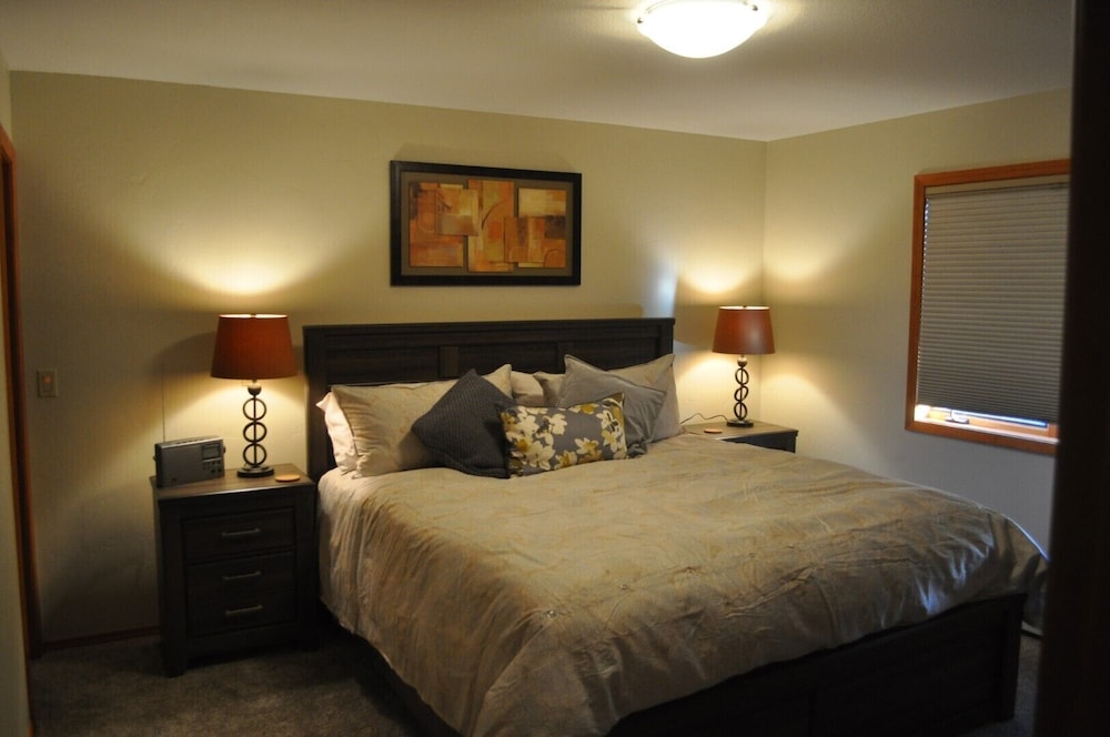 House (MH139) photo 1