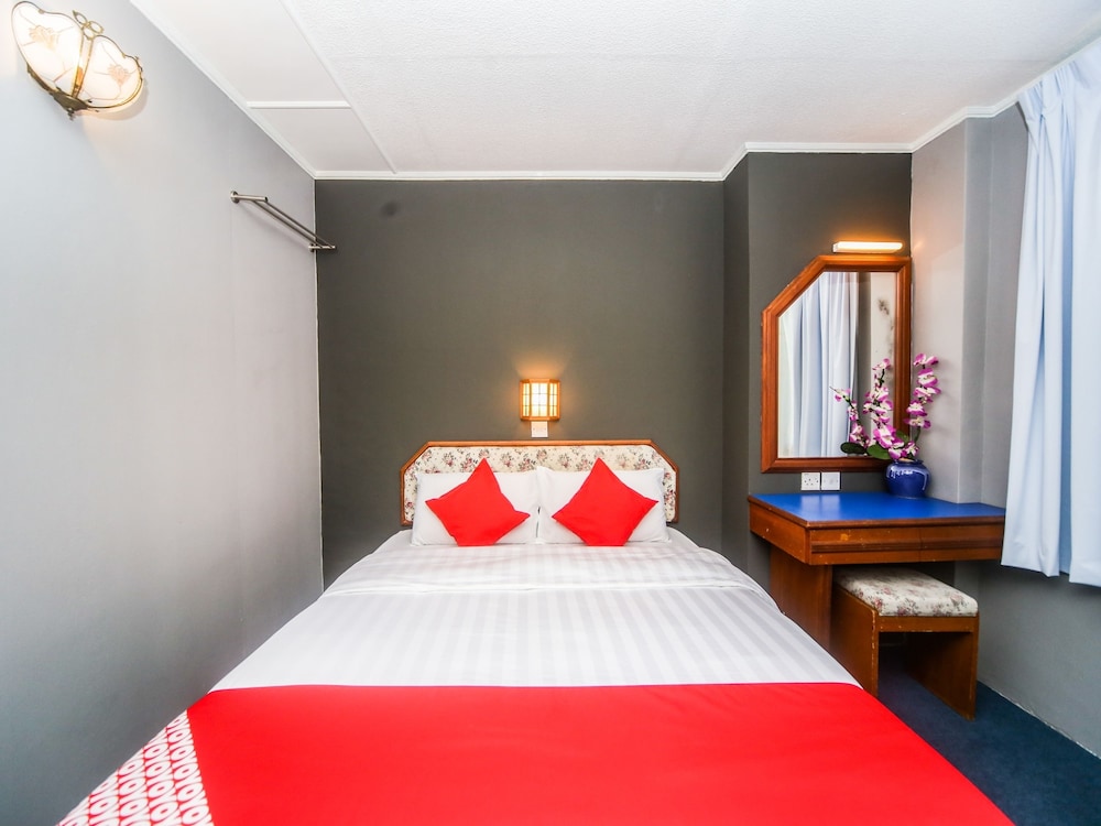 Deluxe Double Room, 1 Queen Bed photo 2