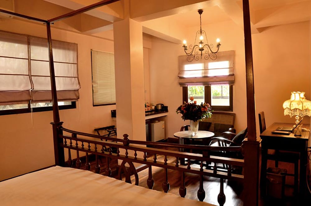 Executive Room photo 2