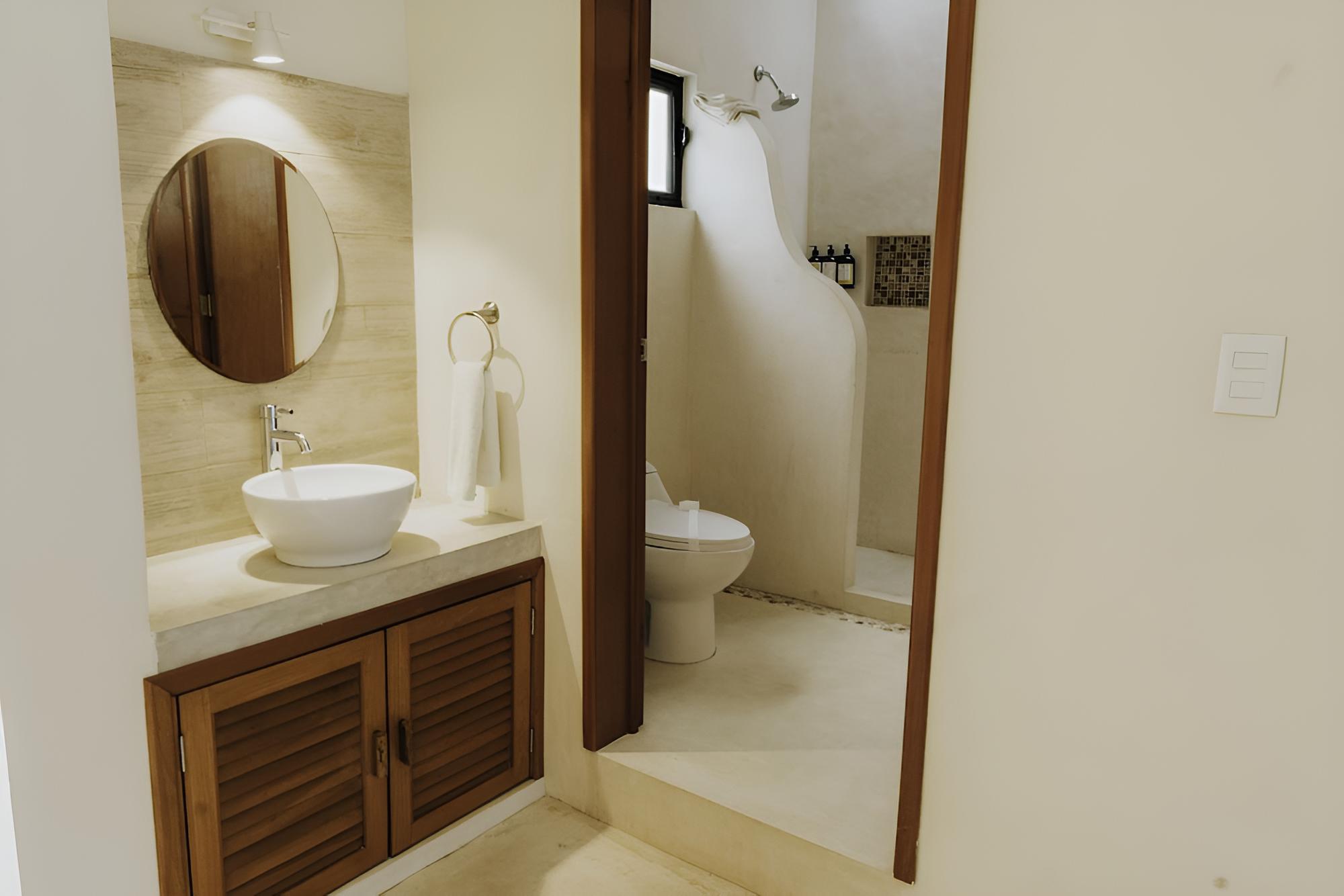 Deluxe Studio Suite photo 2