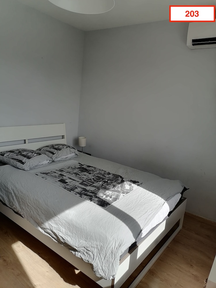 Classic Studio, Ensuite - Photo 24
