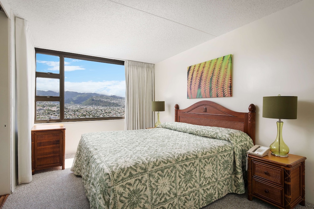 Deluxe Room, 1 Bedroom, Mountain View - Photo 5