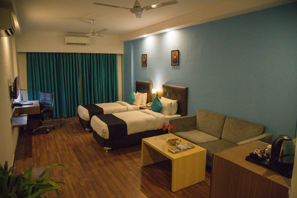 Grand Twin Room - Photo 4