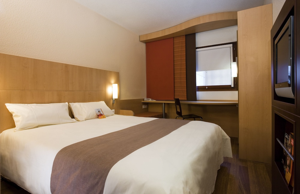 Standard Double Room, 1 Double Bed - Photo 11