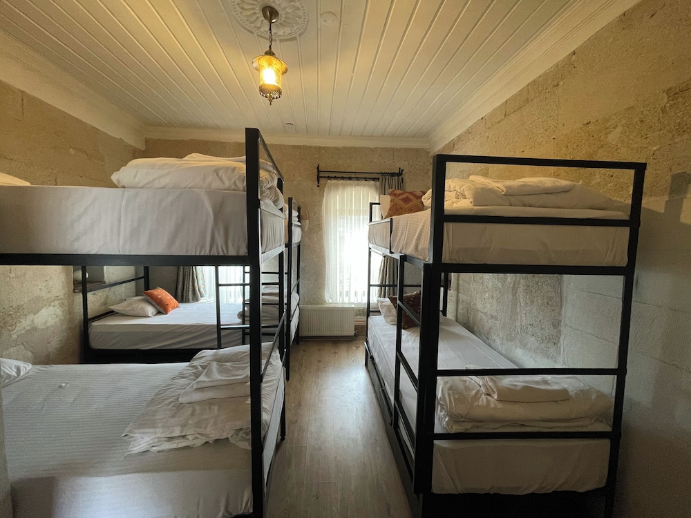 Basic Shared Dormitory
