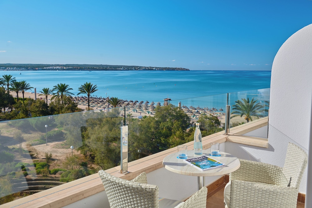 Double Room, Balcony, Sea View photo 2