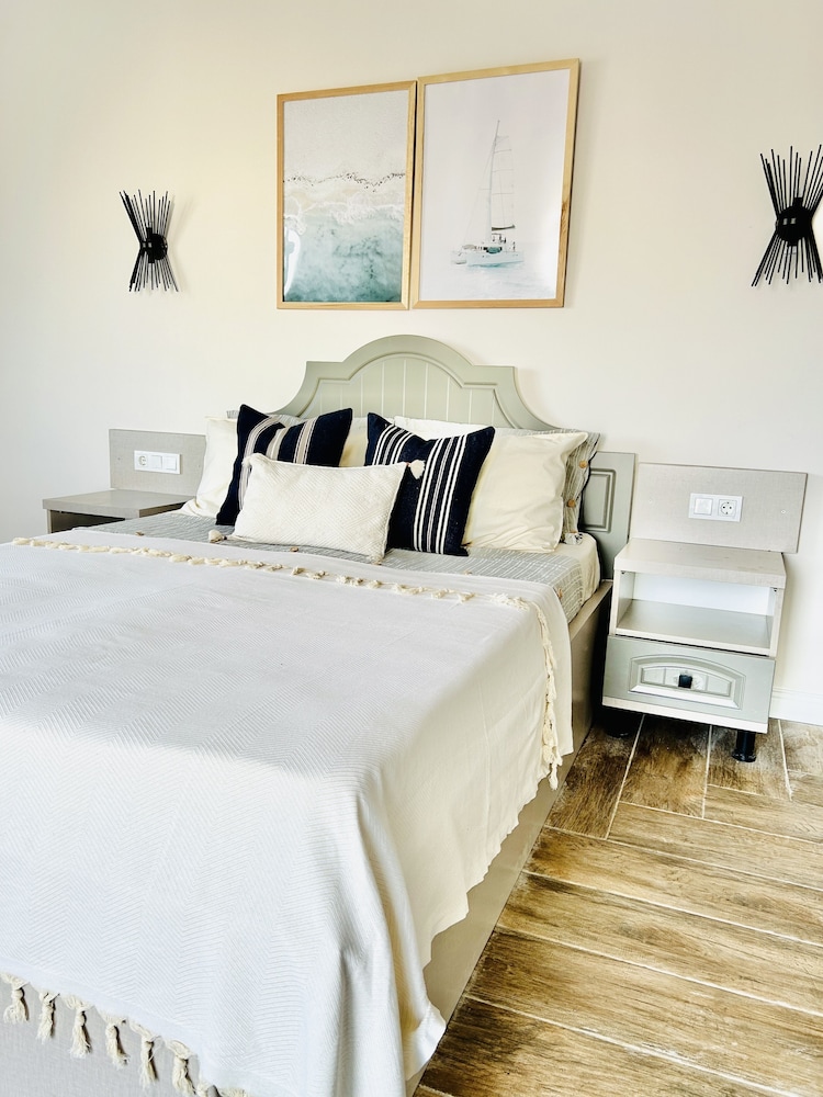 Standard Twin Room, Multiple Beds photo 3