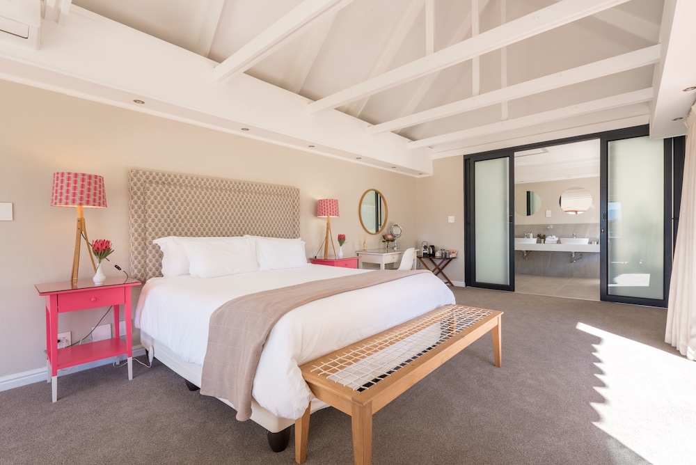 Junior Suite, 1 King Bed photo 1