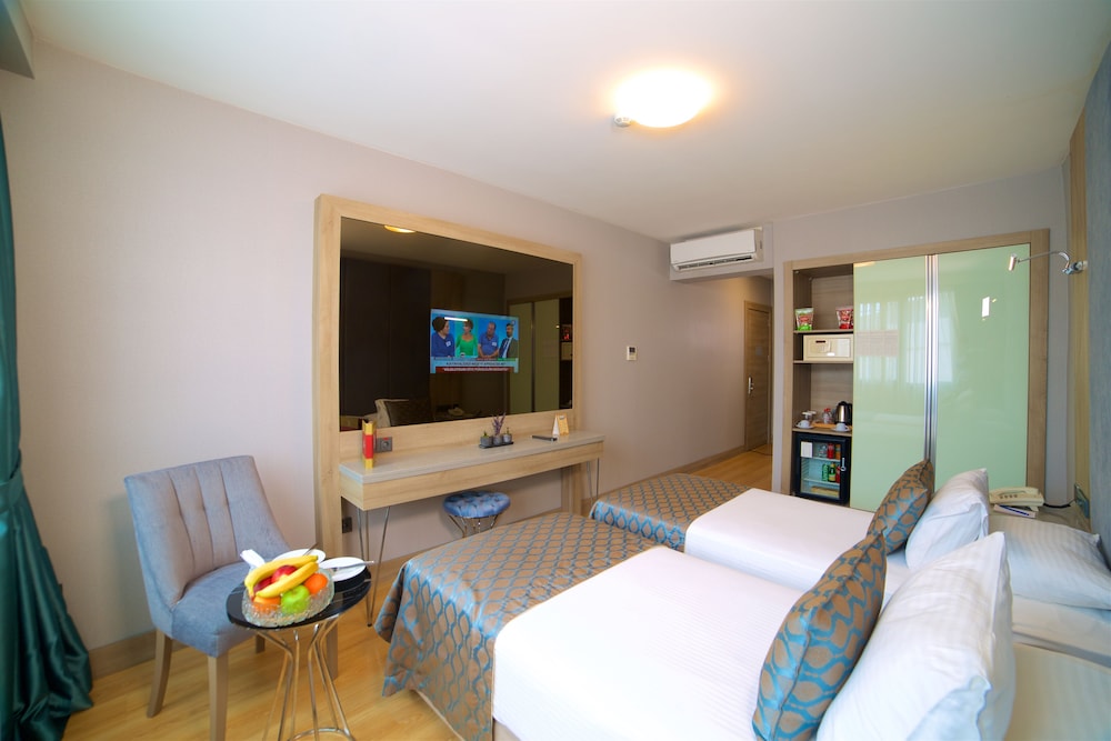 Superior Double or Twin Room photo 3