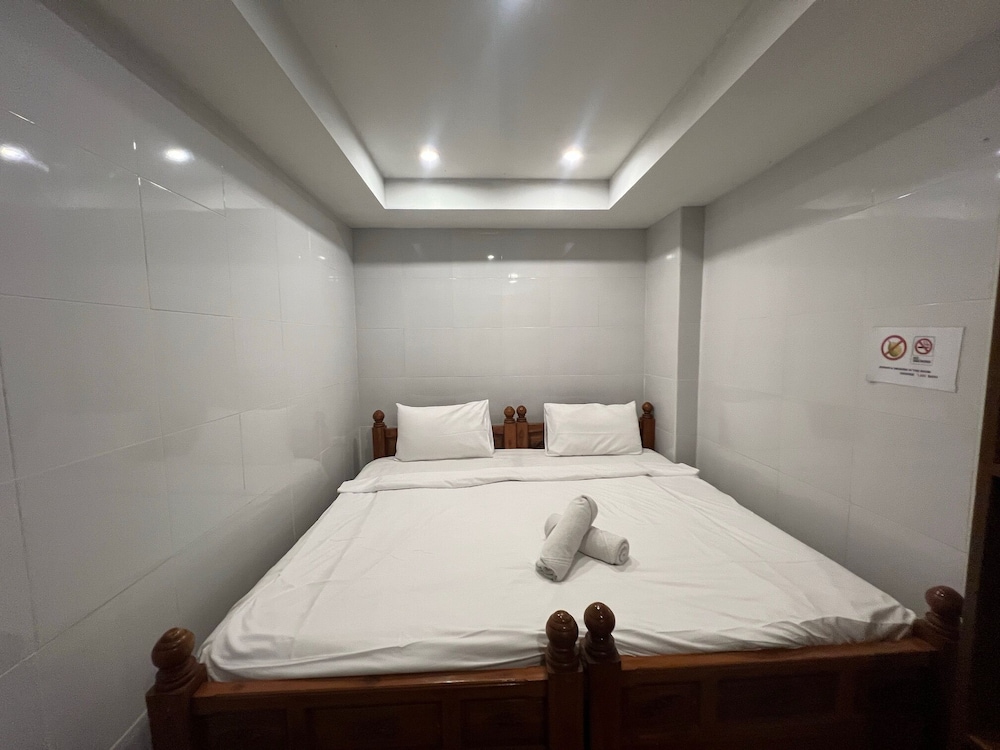 Standard Double Room - Photo 1