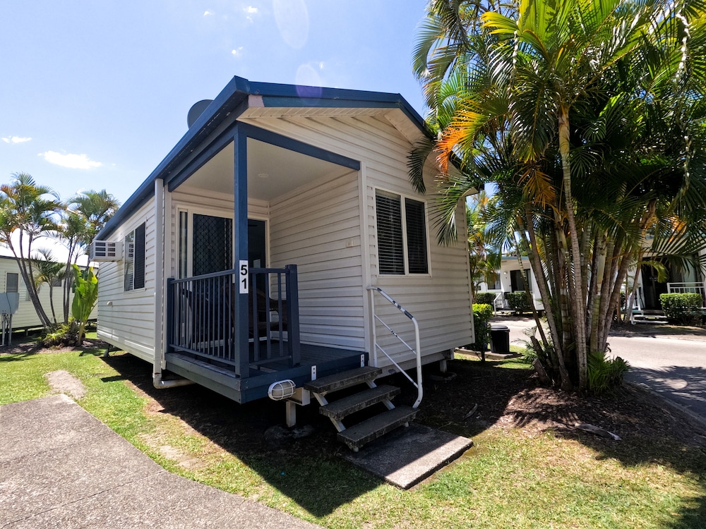 Two Bedroom Villa (5 Guests) photo 2