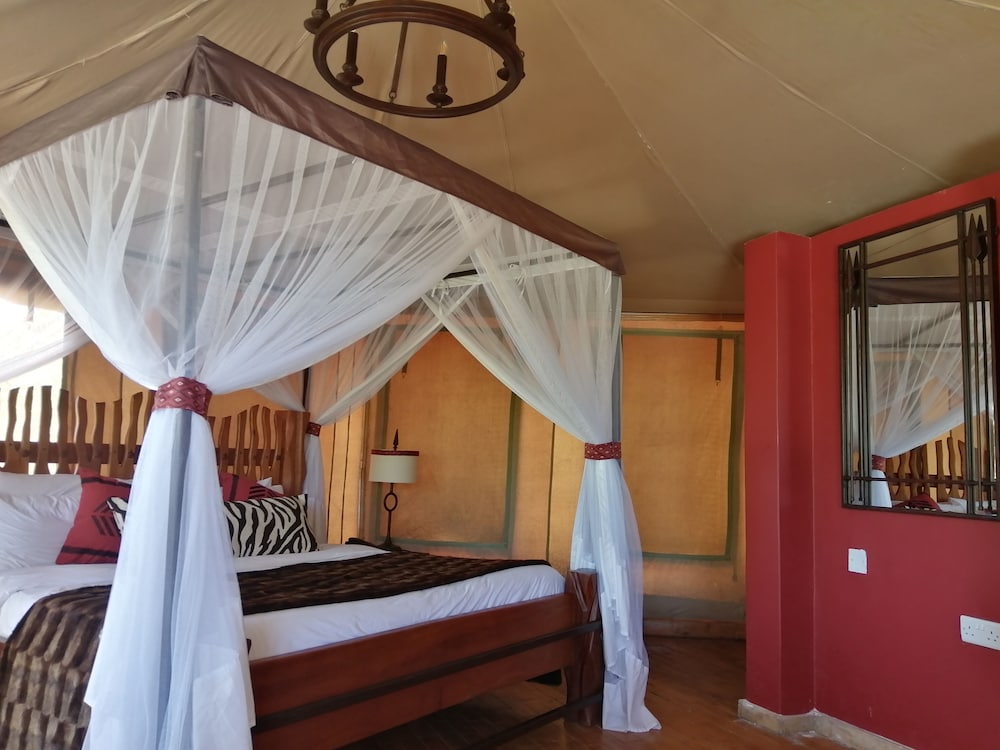 Deluxe Double or Twin Room, Multiple Beds, Mountain View photo 3