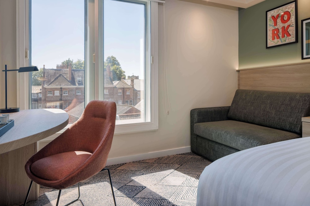 Room, 1 King Bed (High Floor) photo 2