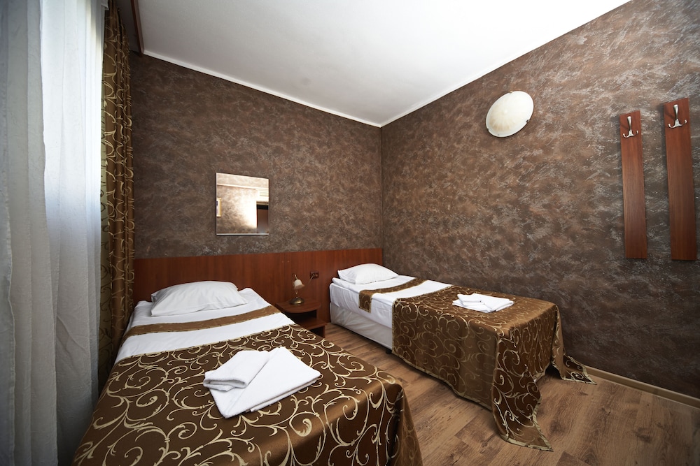 Triple Room - Photo 5