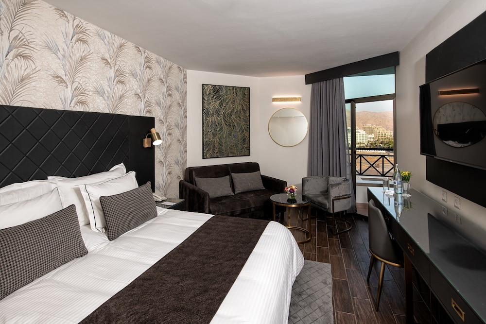 Classic Room, Balcony - Photo 1