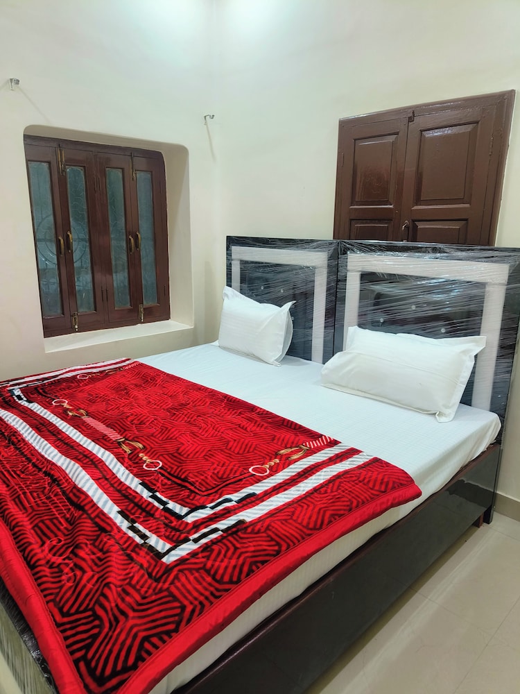 Deluxe Double or Twin Room, City View