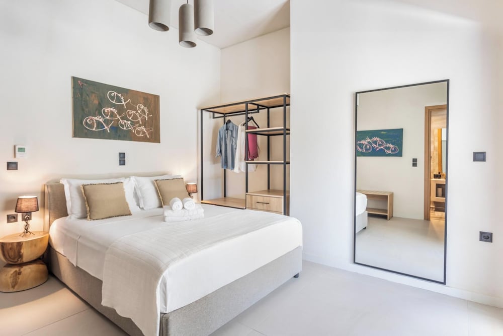 Luxury Villa photo 2