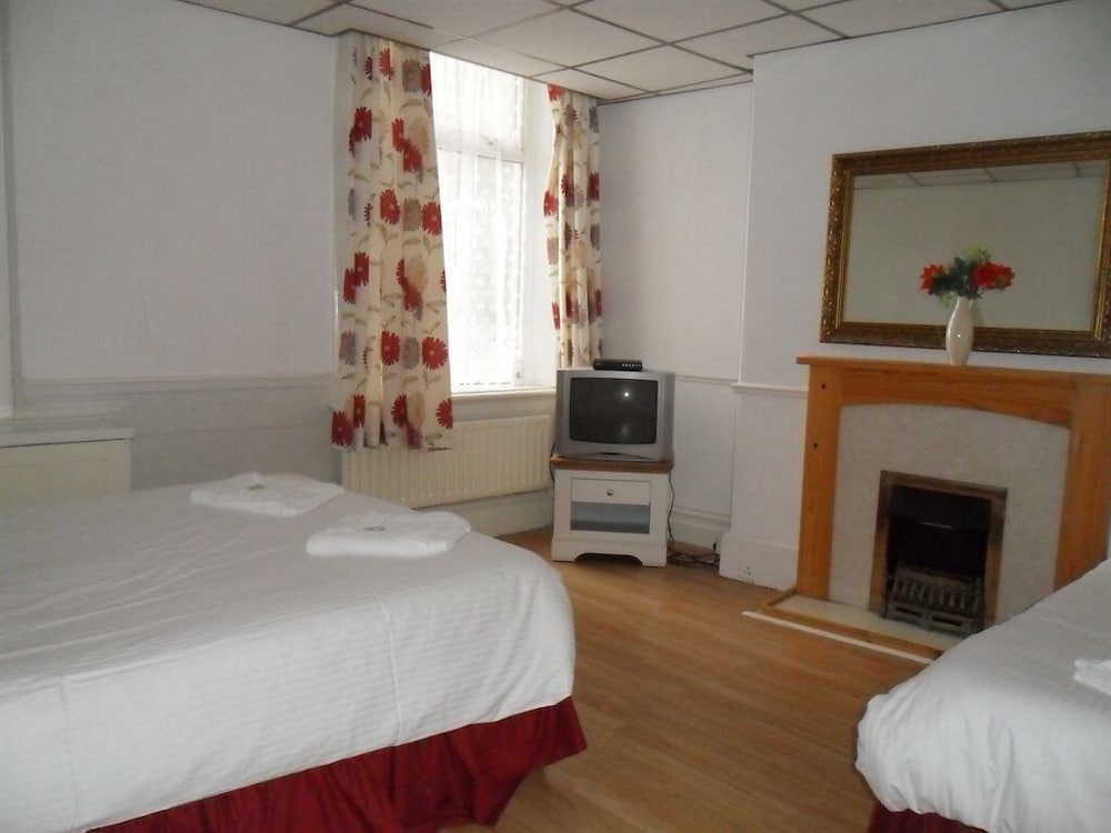Quadruple Room, Ensuite
