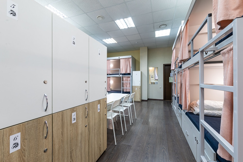 Shared Dormitory, Mixed Dorm (14 beds) photo 2