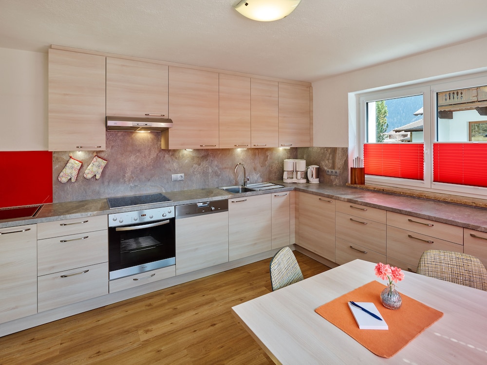 Chalet photo 2