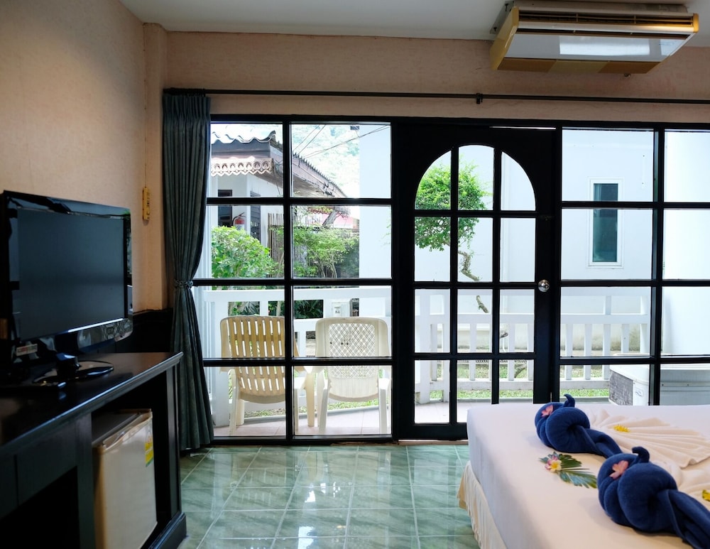 Standard Room - Photo 12