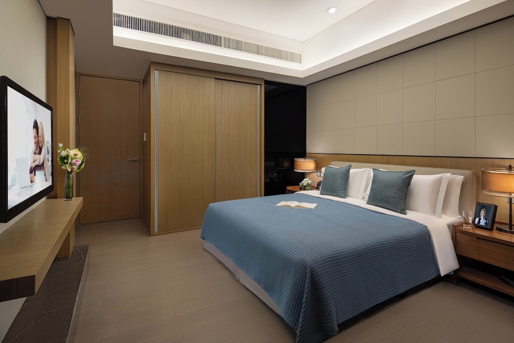 Premier Apartment, 1 Bedroom, Kitchen, City View