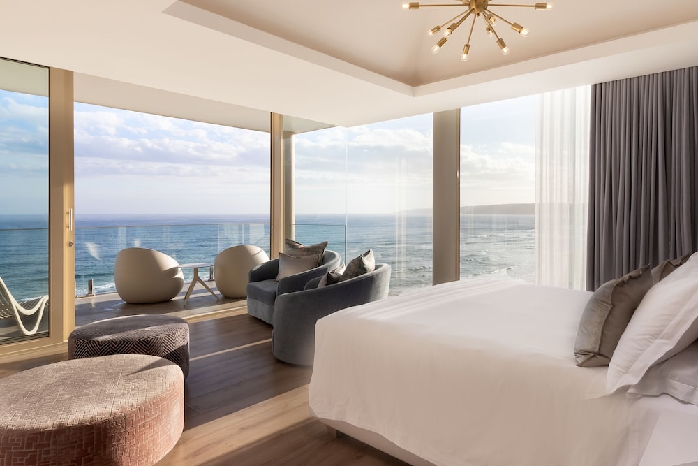 Superior Sea Facing Suite - Photo 2
