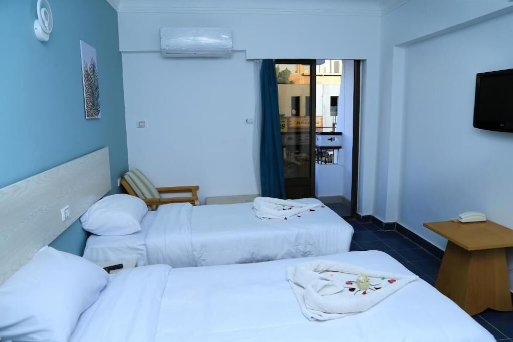 Basic Single Room photo 1