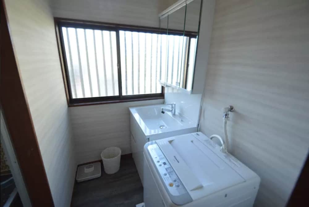 Private Vacation Home - Photo 34