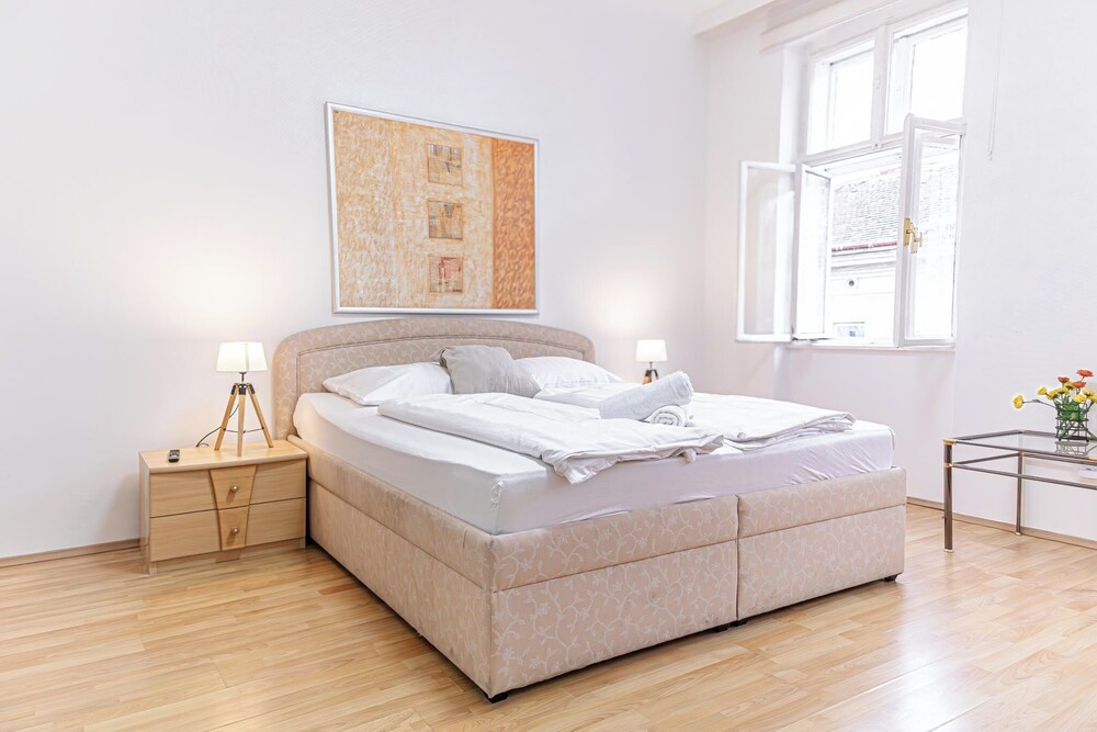 Basic Apartment