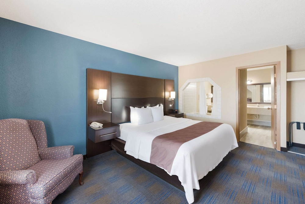 Suite, Non Smoking photo 1